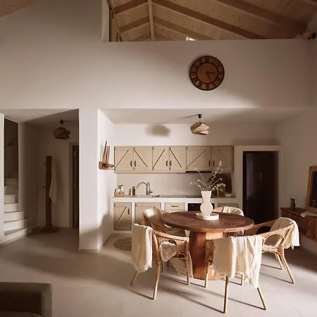 Conte Maris Iv Villa Tragaki