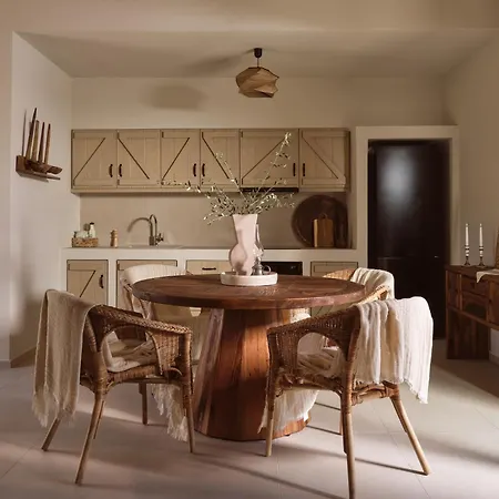 Conte Maris Iv Трагаки