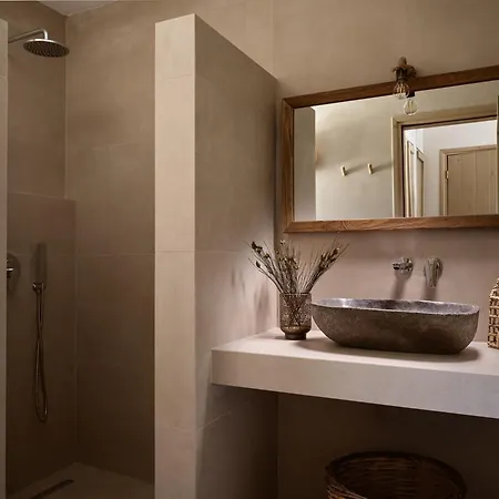 Conte Maris Iv Трагаки